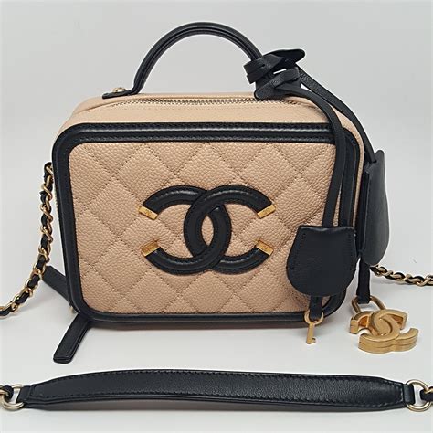 chanel vanity case beige black|chanel vanity bag 2020.